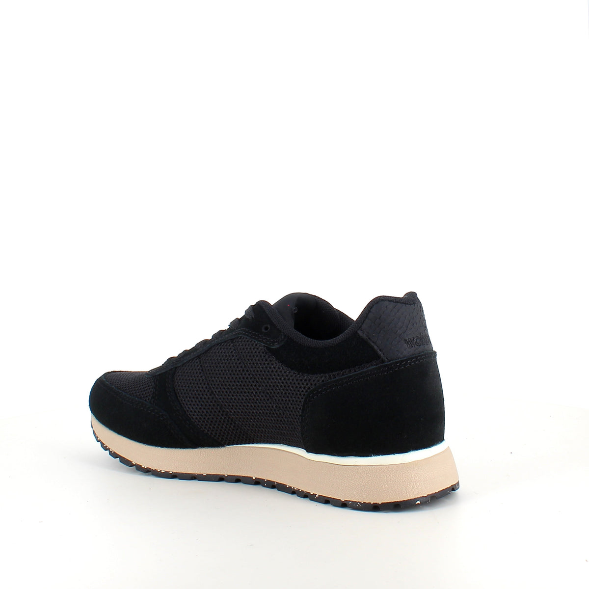 Woden Ydun Icon II – svart sneaker med lett og behagelig komfort