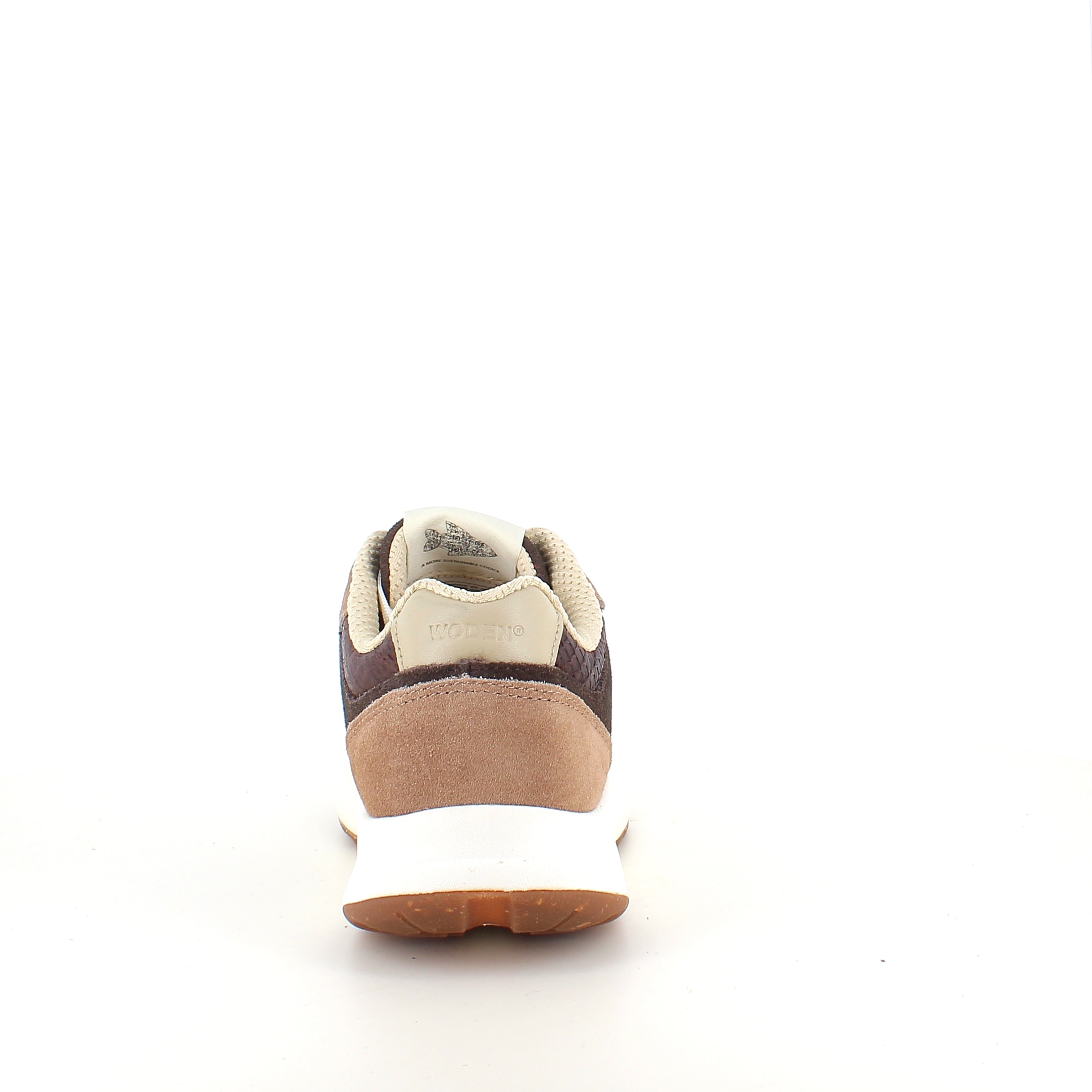 Mathilde Runner Leather – Woden-sneaker i brune nyanser med lett gangsåle
