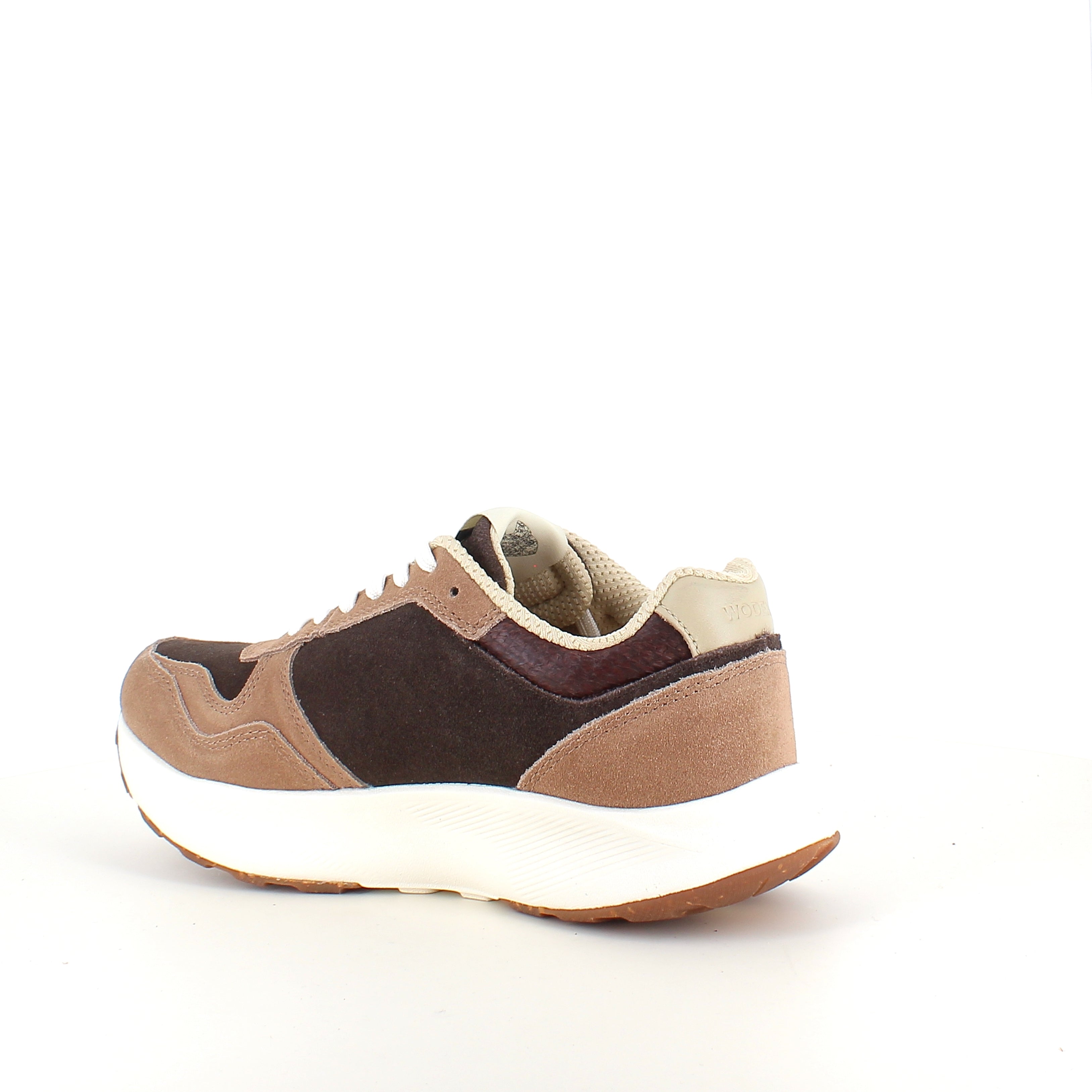Mathilde Runner Leather – Woden-sneaker i brune nyanser med lett gangsåle