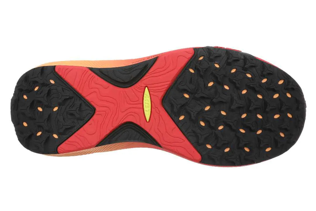 MBT Alpha 1000 White/Red – outdoor-sneakers med støtte og ekstra grep