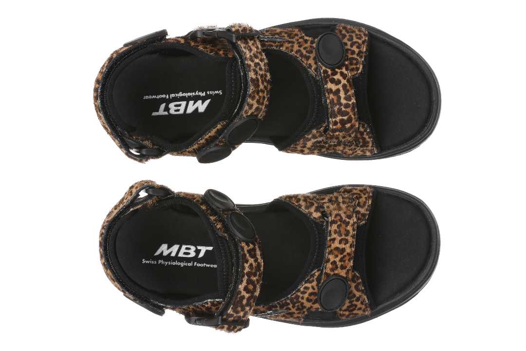 MBT Kisumu Classic Leopard – Komfortable sandaler med støtte & justerbar passform