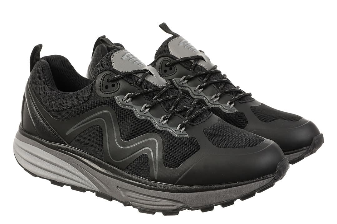 Sorte MBT Tevo vandafvisende sneakers til damer med Colorado rullesål og grov trekking ydersål til fritid og arbejde.