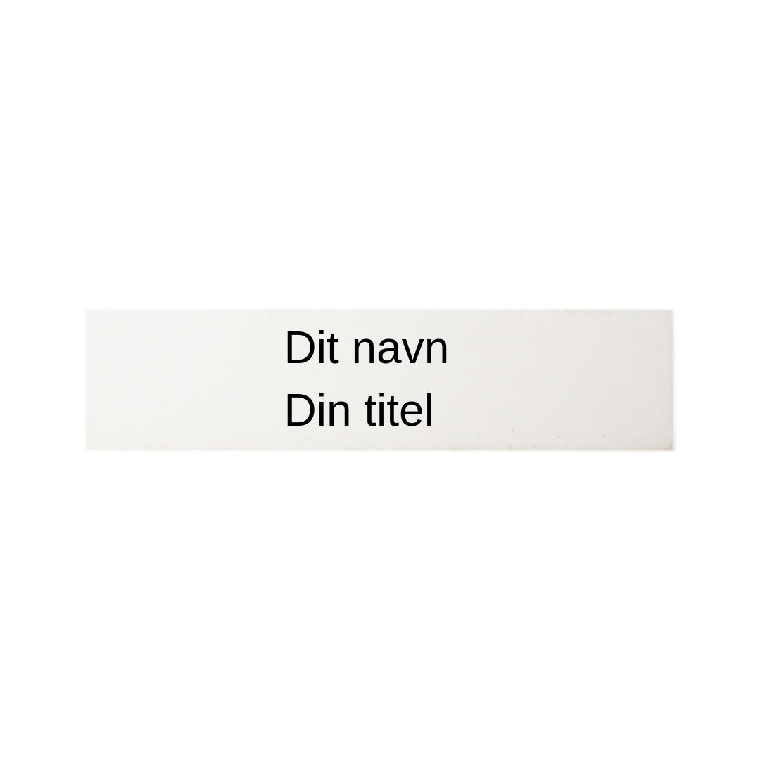 Navneskilt med militærklemme