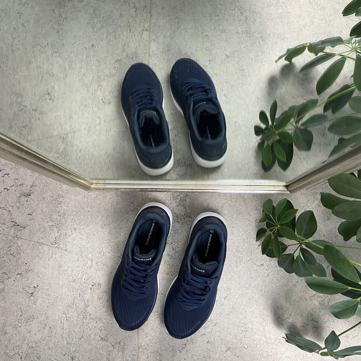 Mørk blå ComfortFit-sneakers fra Endurance