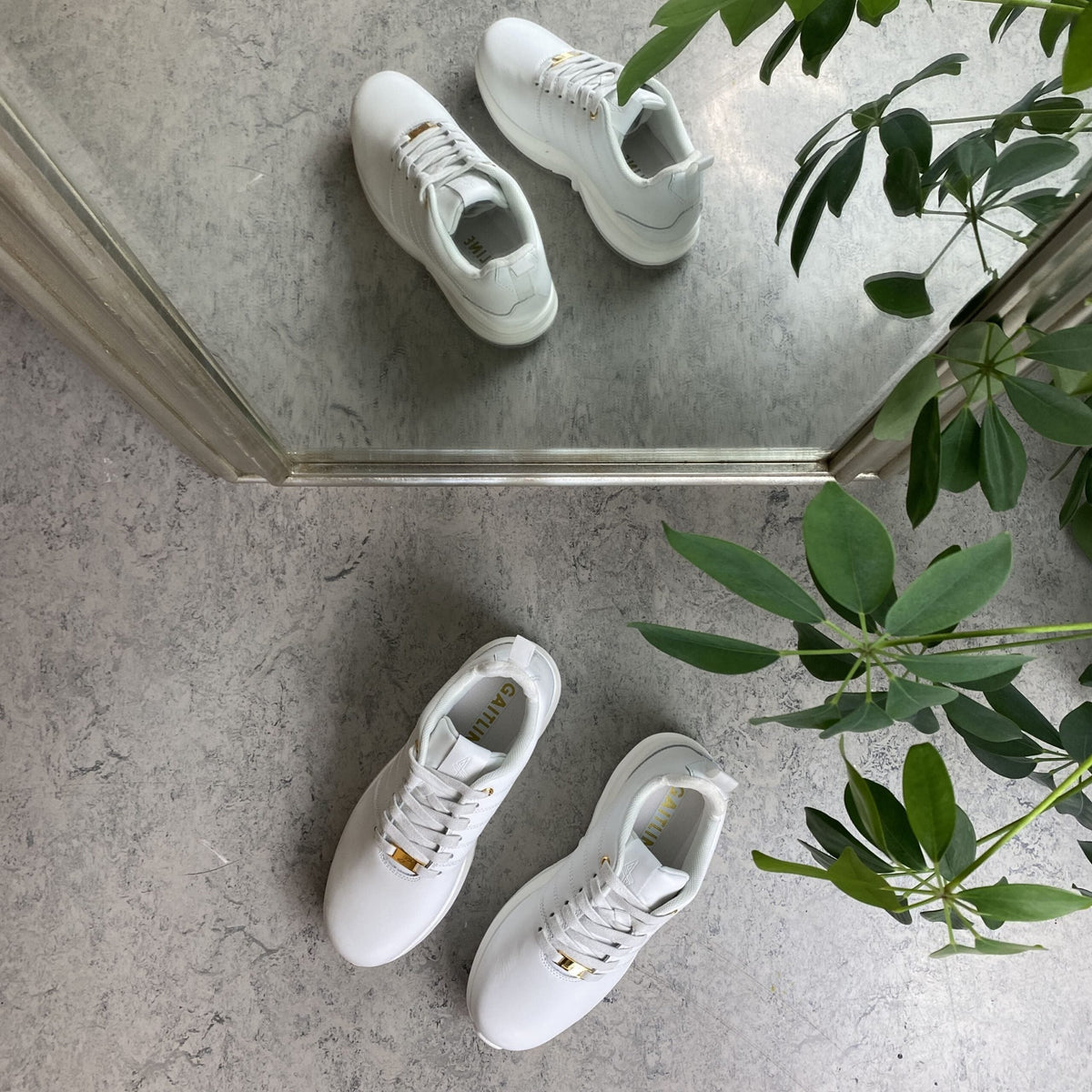 Klassisk hvit skinnsko i italiensk skinn fra Gaitline
