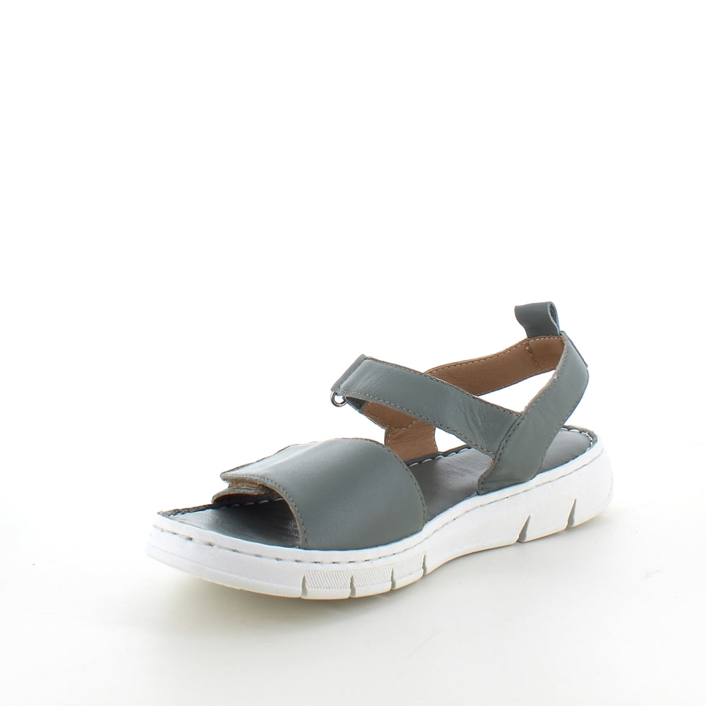 Lekker, myk og fleksibel skinnsandal i grønn fra Relaxshoe