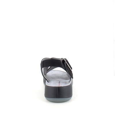 Elegant svart skinnsandal med støtte i fotbuen