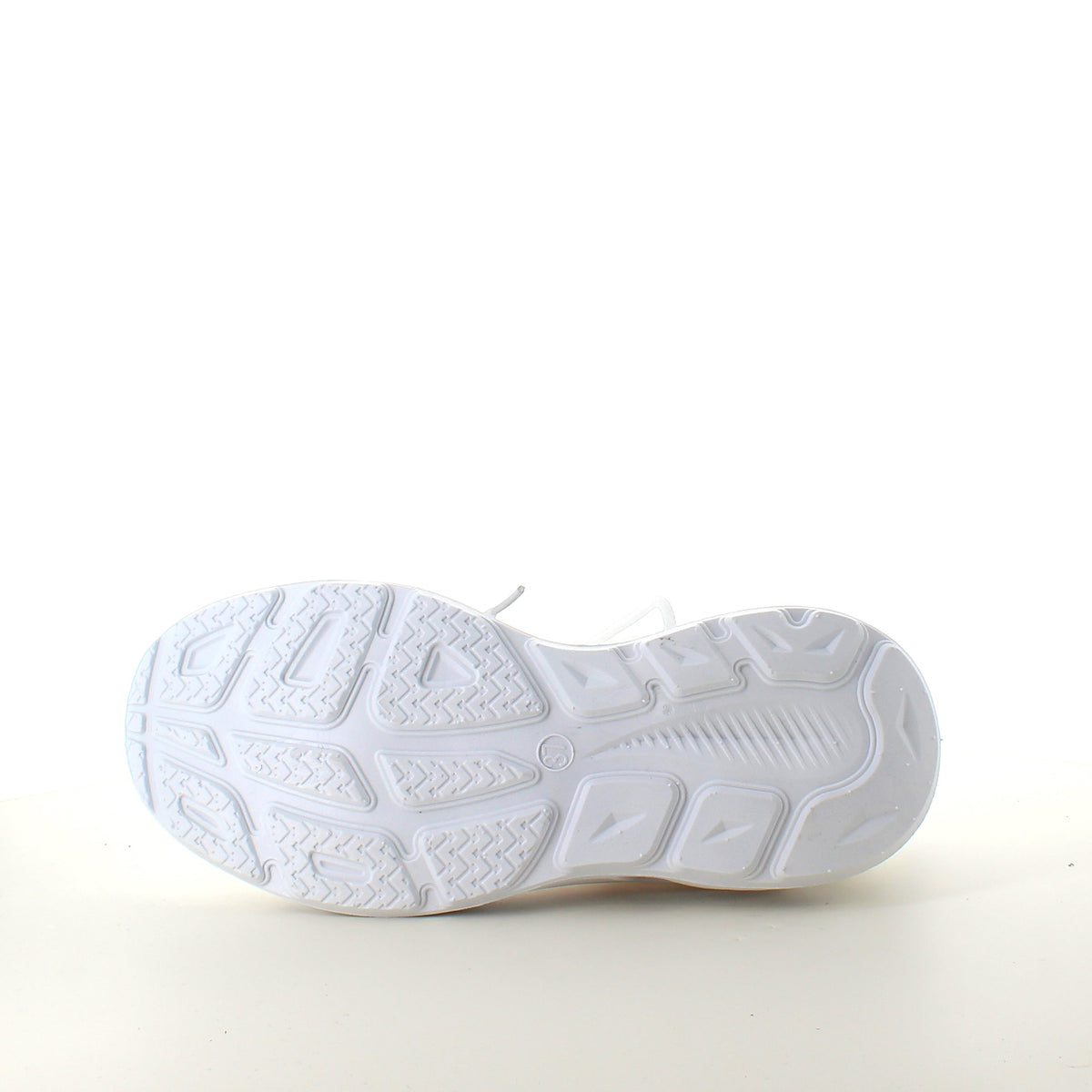 Hvite slip-on-sko med strikket overdel