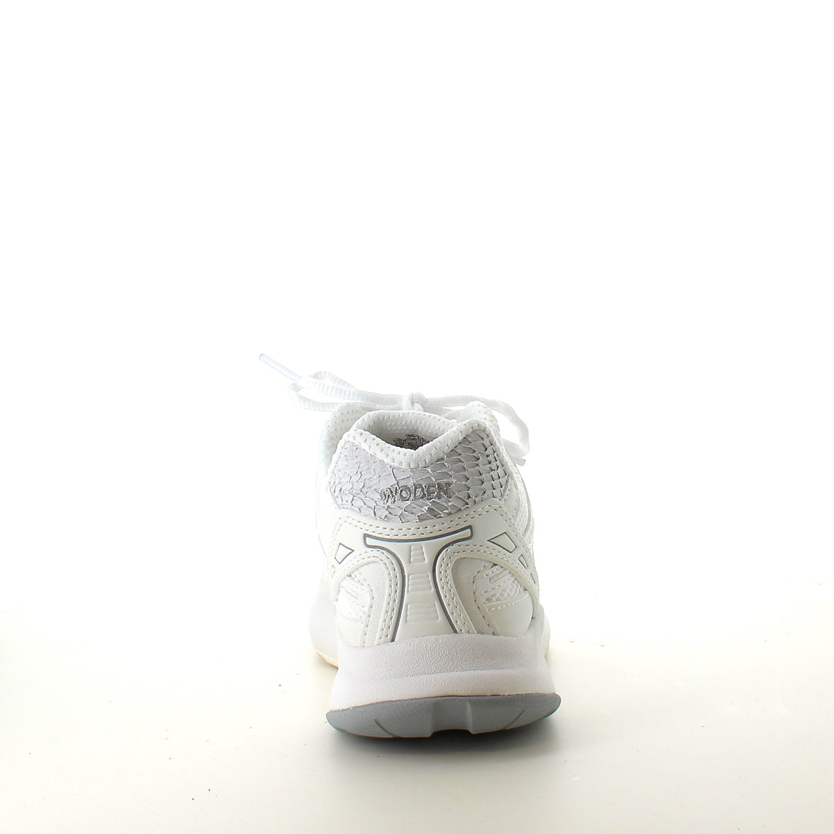 Woden lette sneakers med god svangstøtte