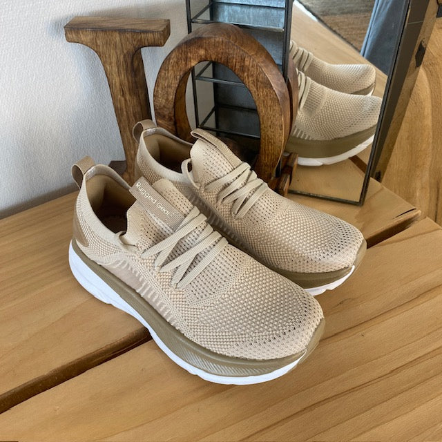 Beige Step-on-sko fra Rugged Gear