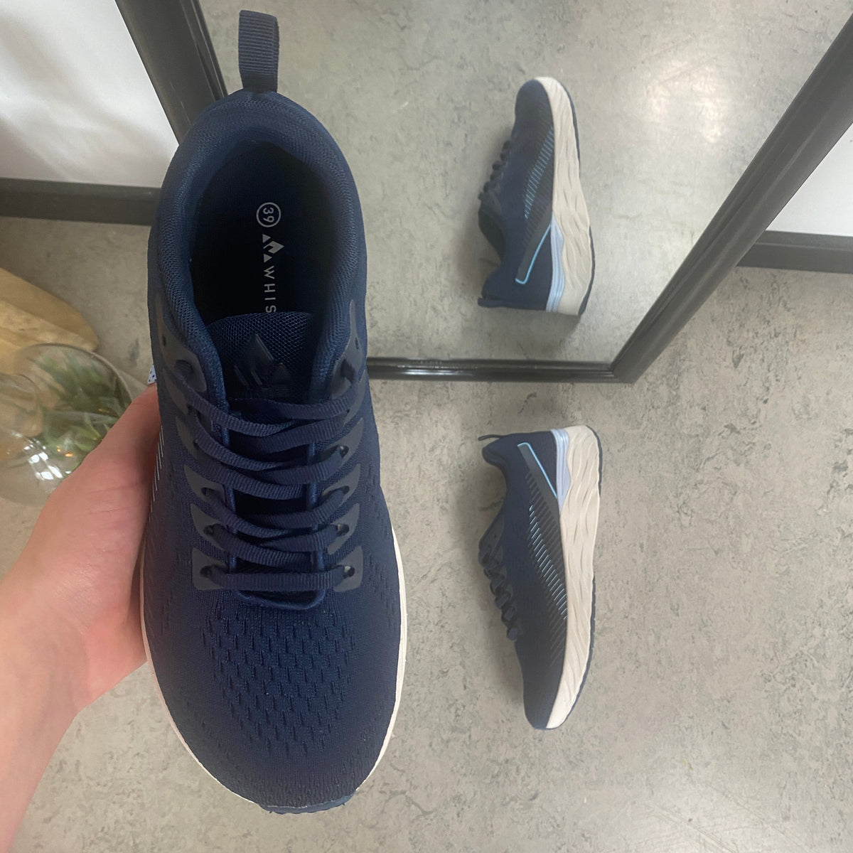 Linares W Wide Fit Shoe – mørkeblå lettvektsko med ekstra bredde