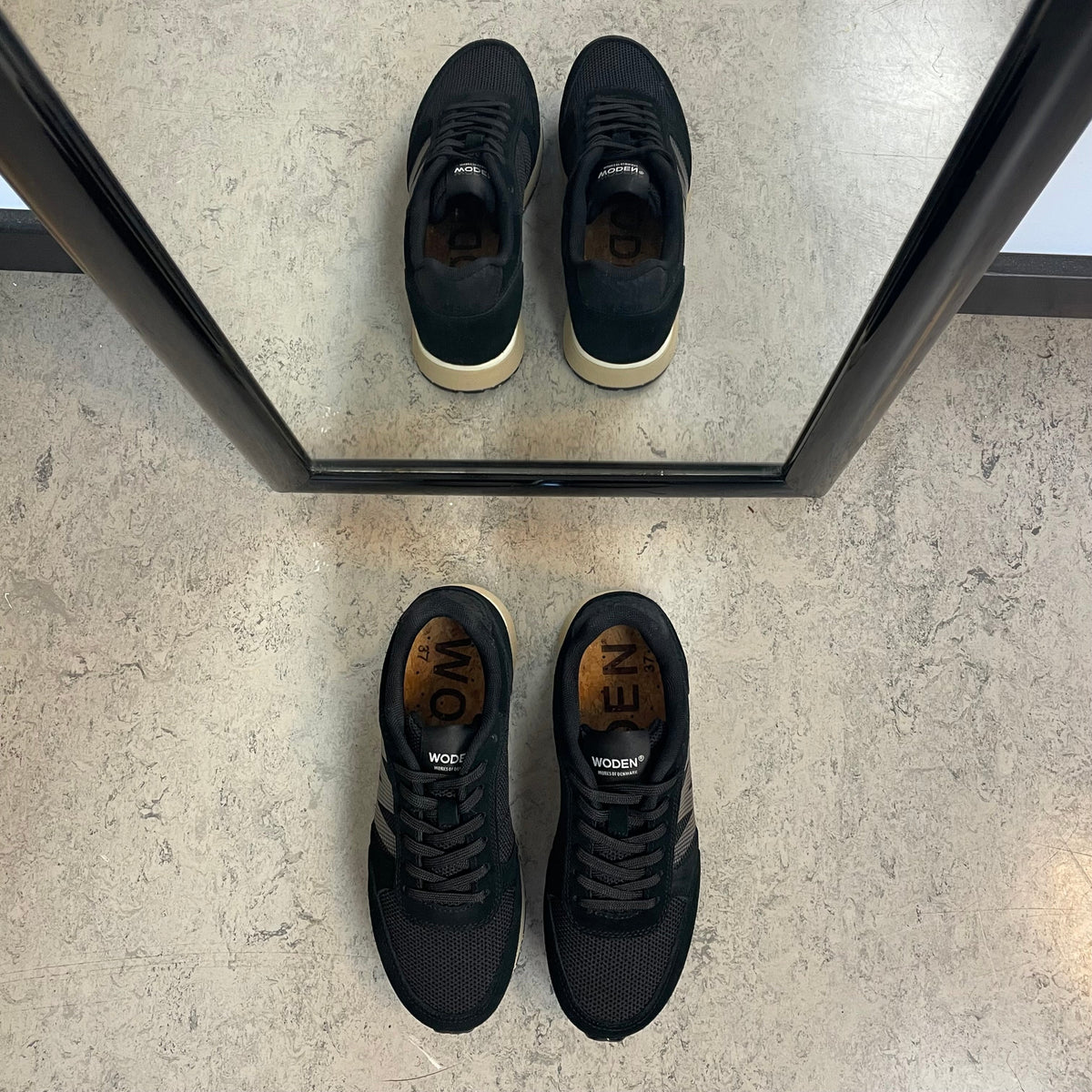 Woden Ydun Icon II – svart sneaker med lett og behagelig komfort