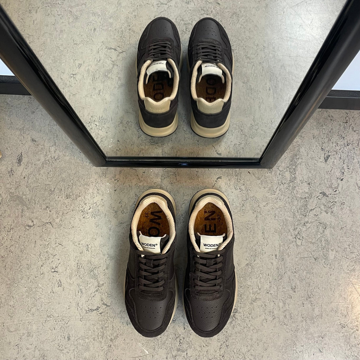 Mathilde Runner Leather – sjokoladebrun Woden sneaker med lett rullesåle