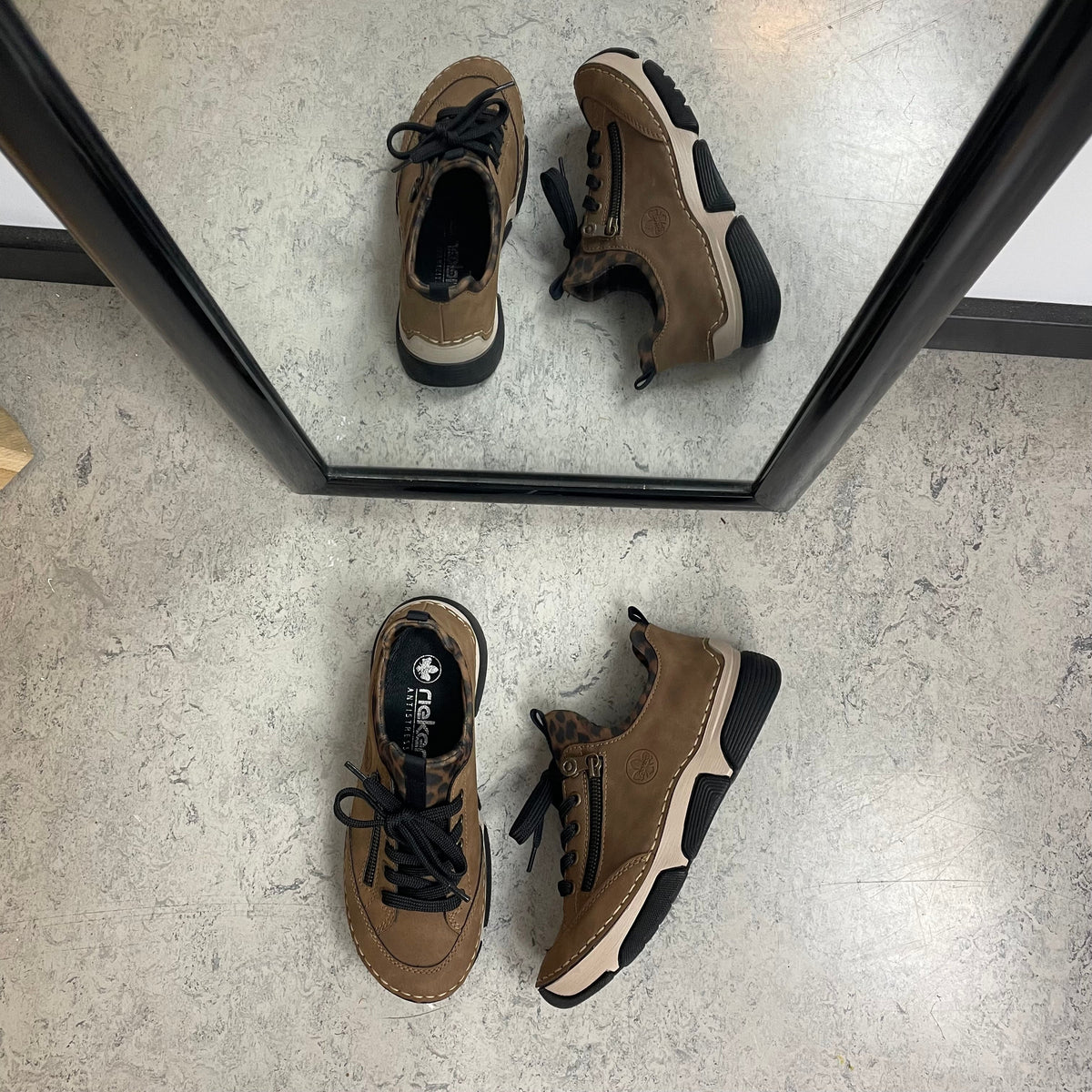 Rieker sneakers til dame i brun med leoparddetaljer