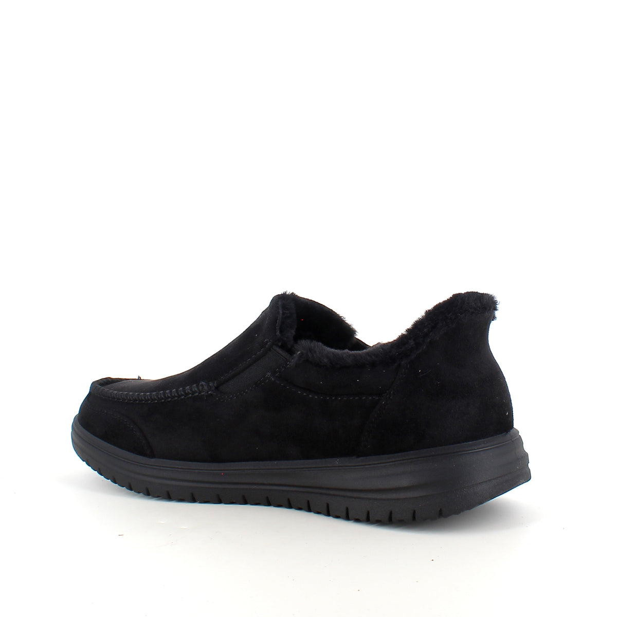 Skechers slip-on hjemmesko i svart – varm og romslig passform
