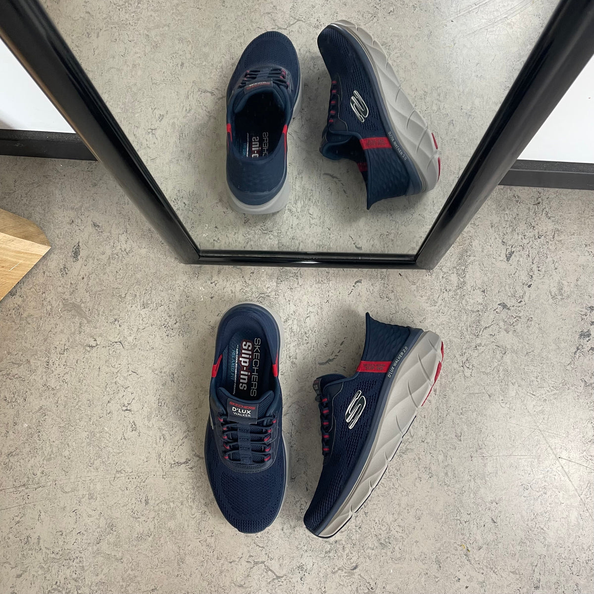 Skechers Slip-ins DLux Walker 2.0 – bred og støtdempende sko med Memory Foam