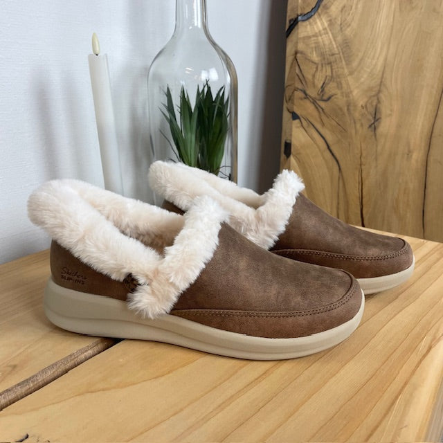 Skechers Hands Free Slip-ins – varme tøfler med Memory Foam