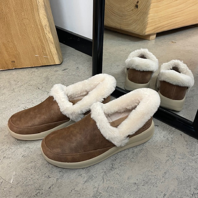 Skechers Hands Free Slip-ins – varme tøfler med Memory Foam
