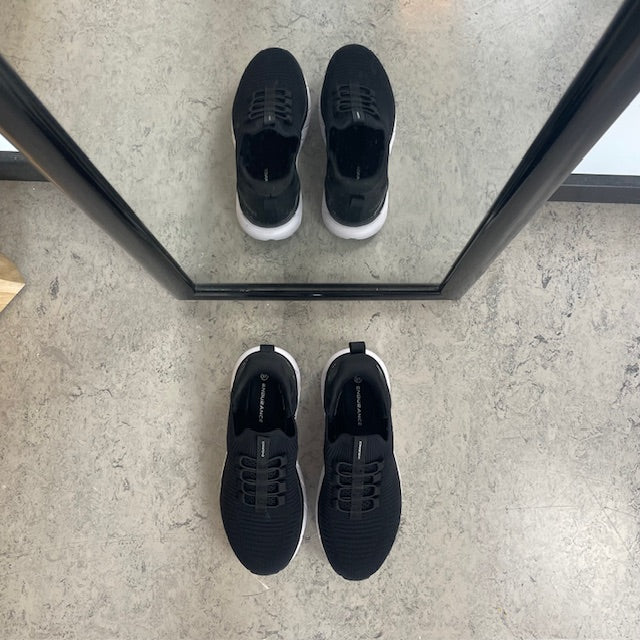 Endurance StepGo sneaker i svart