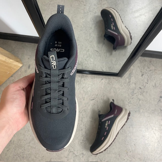 CMP Kymber Easy-Fit – mørkegrå sneaker med elastiske snørrebånd