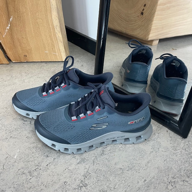 Blå Skechers Glide-Step Pro – vanntette Slip-ins sko med Memory Foam