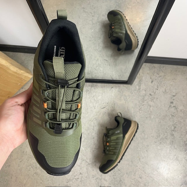 Vanntett herre outdoorsko i grønn med fotbuestøtte og bred passform fra Green Comfort