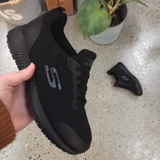 Skechers work sko med sklisikre såler
