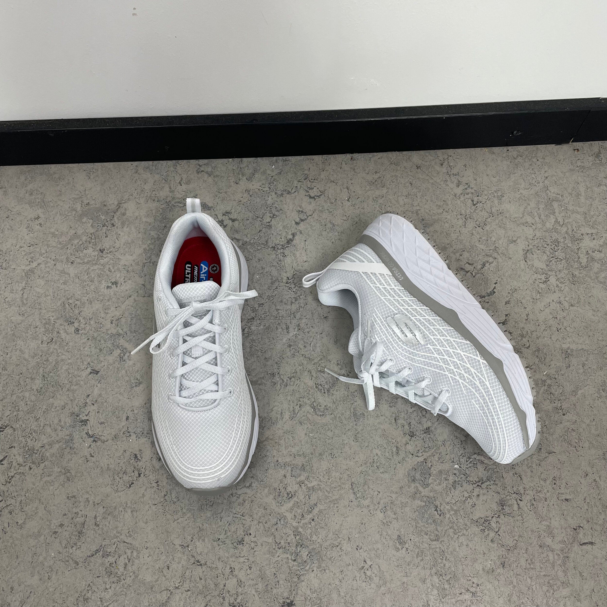 Skechers Work med maks cushioning-såler i hvit