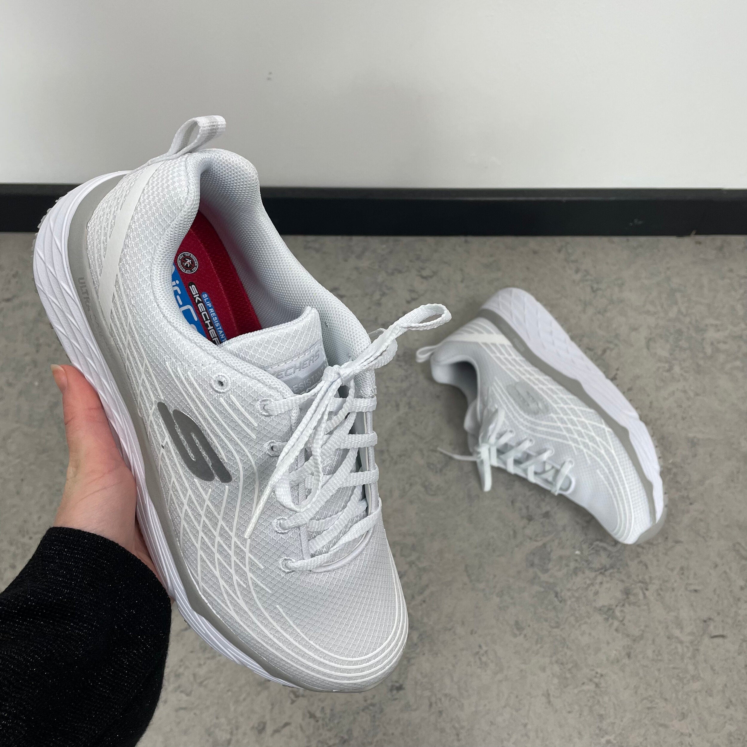 Skechers Work med maks cushioning-såler i hvit