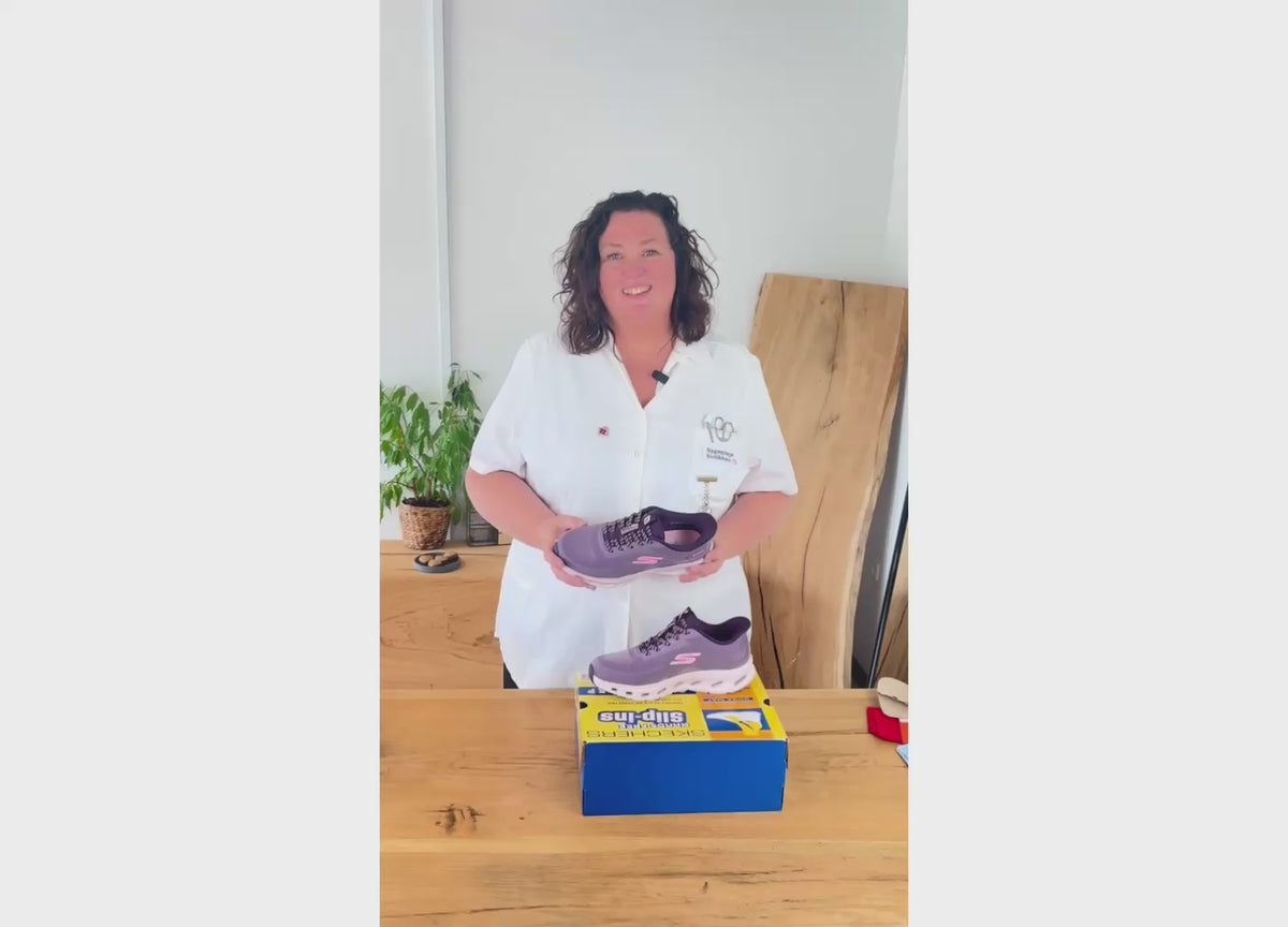 Last inn video: Skechers GO WALK Glide-Step 2.0 - Slip-in sko med støtdemping