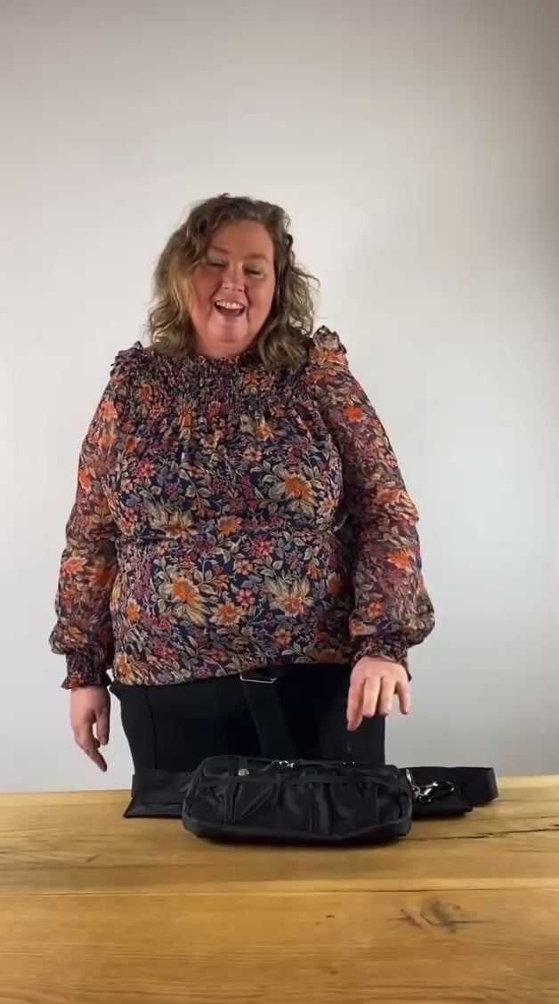 Last inn video: Stor belteveske til helsepersonell