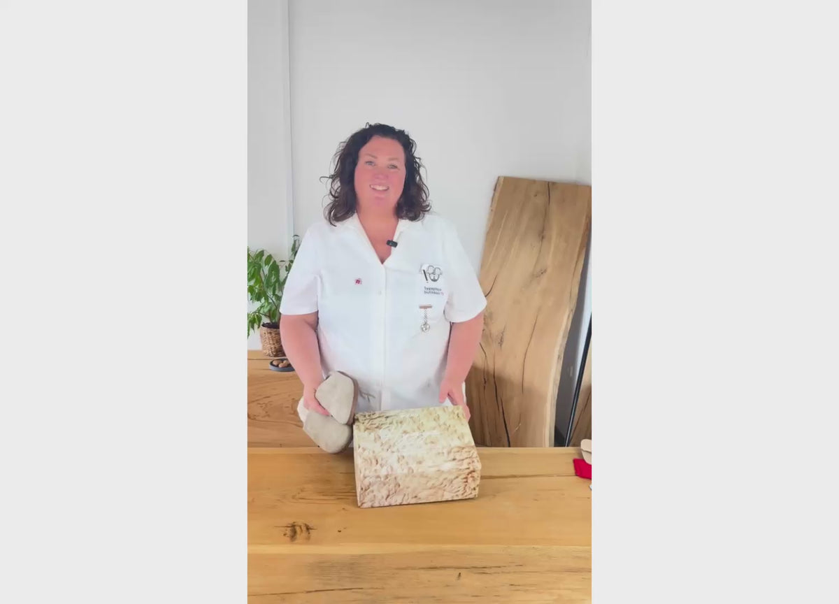 Last inn video: WODEN Silvi Warm - Varm beige hjemmesko med svangstøtte &amp; myk komfort