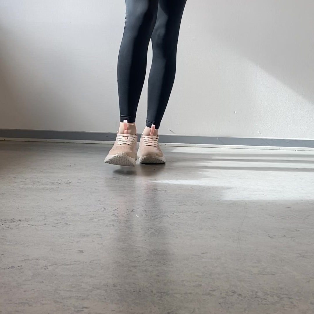 Last inn video: Rugged Gear Simple Sport – lett og komfortabel sneaker i rosa