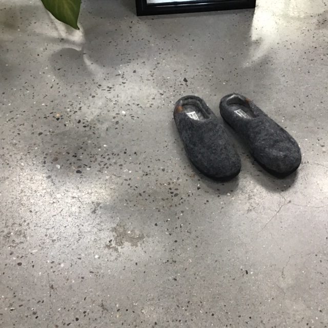 Lave grå hjemmesko i ull fra Green Comfort