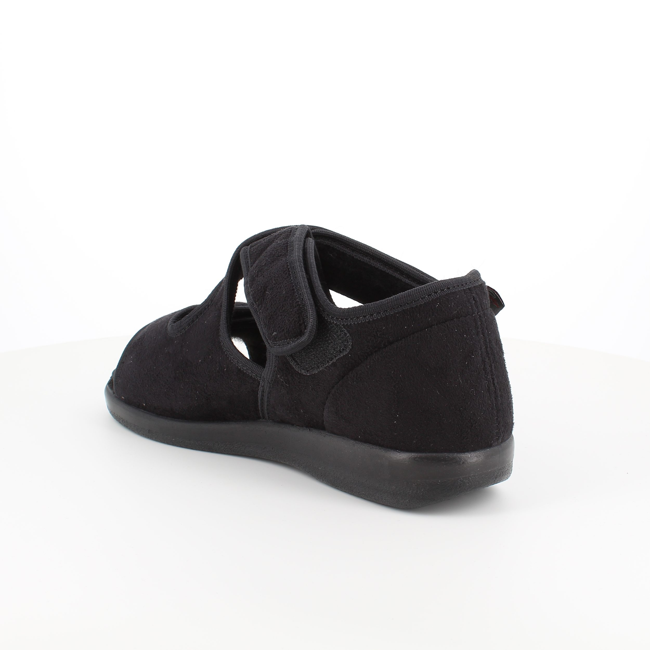 Sandal fra OrtoMed med borrelås og hælkappe