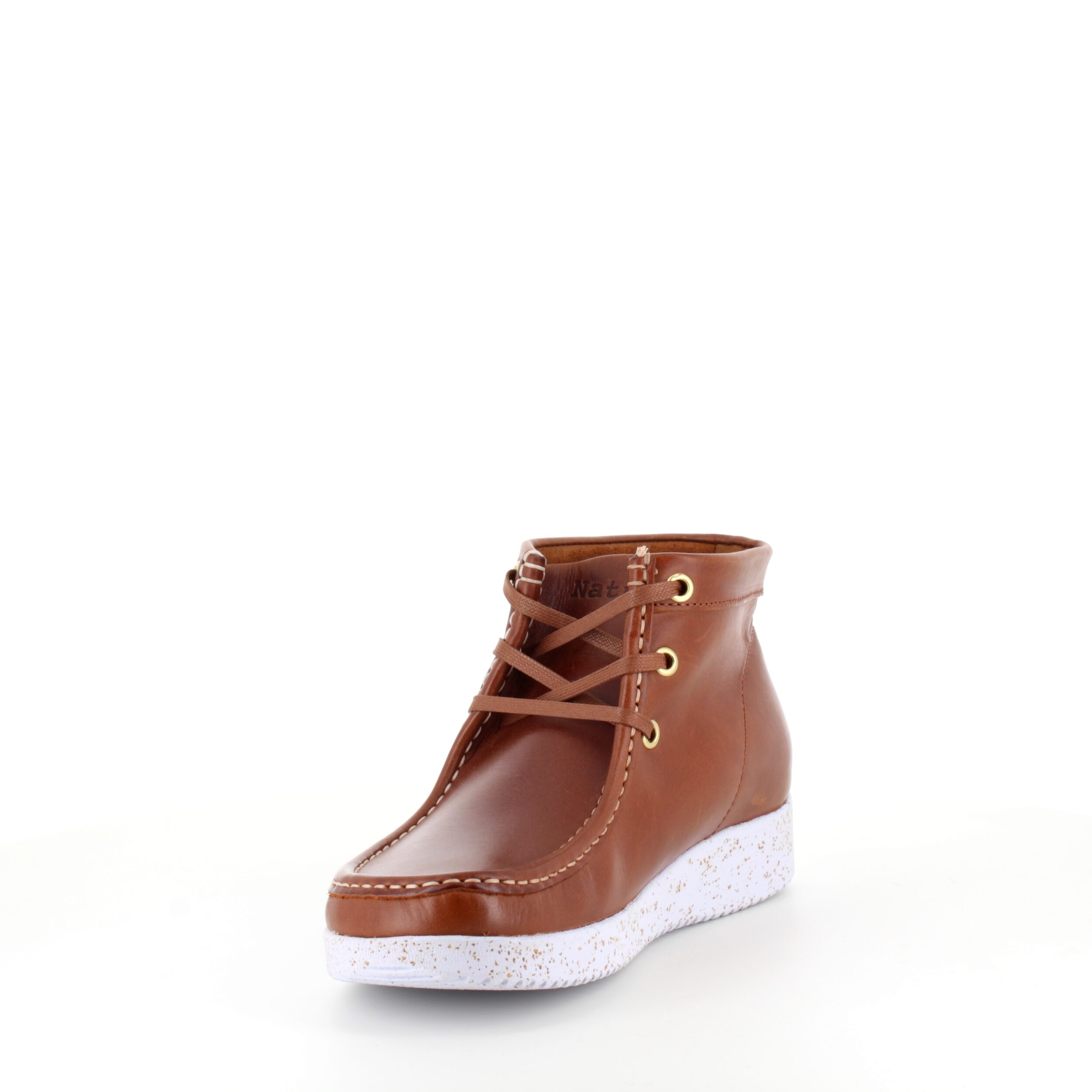 Nature støvel i brunt skinn med lyse såler