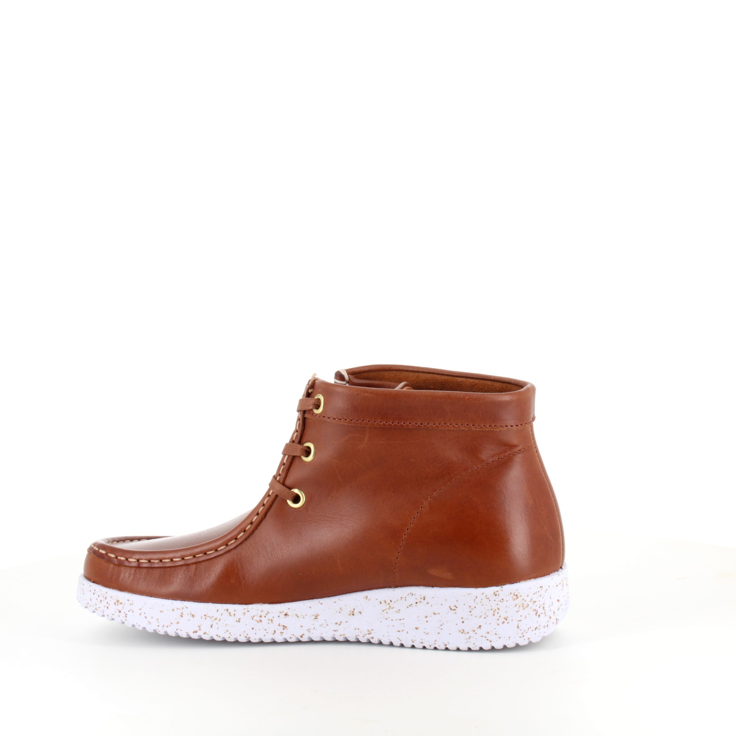 Nature støvel i brunt skinn med lyse såler