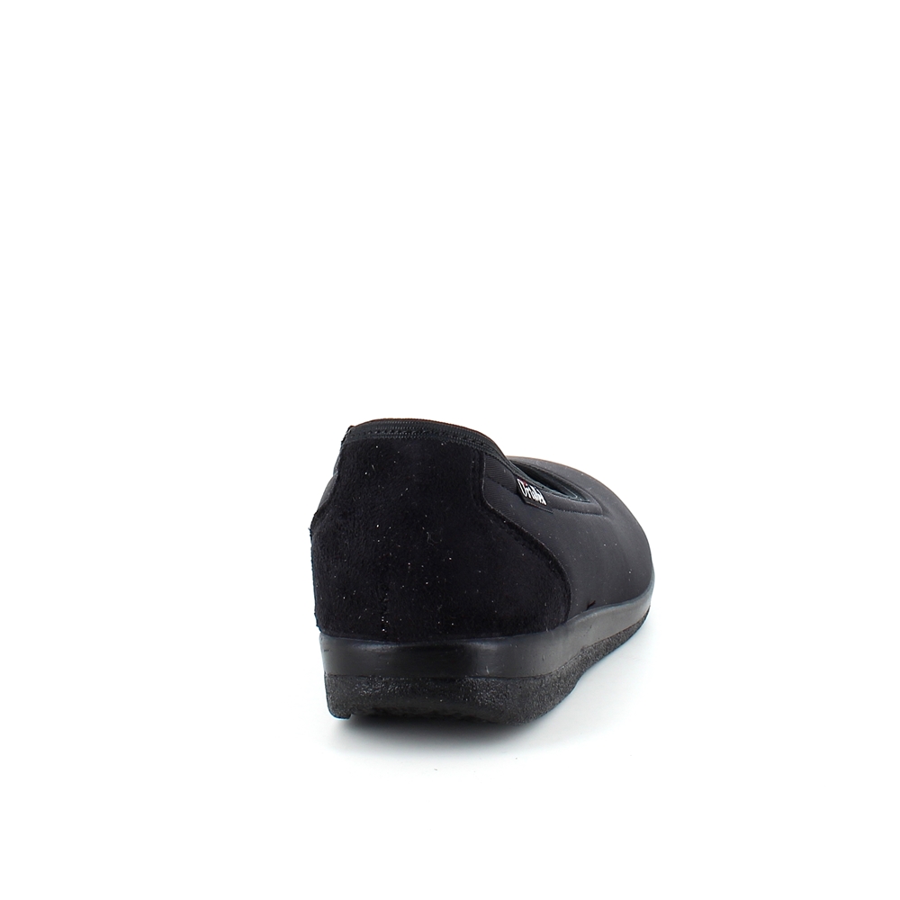 Åpen ballerina til den brede fot