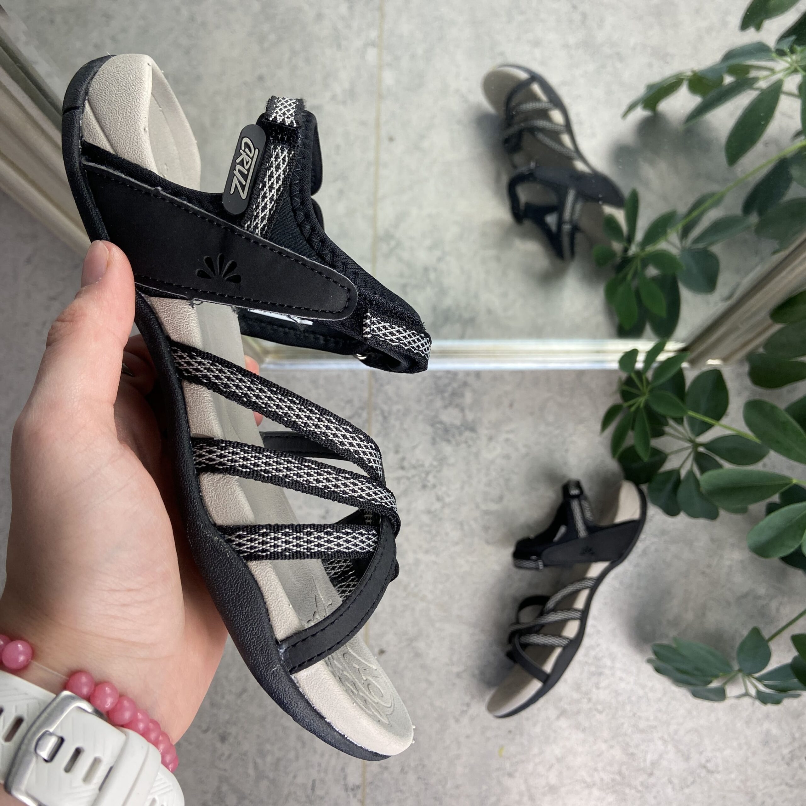 Flott sporty lettvektssandal