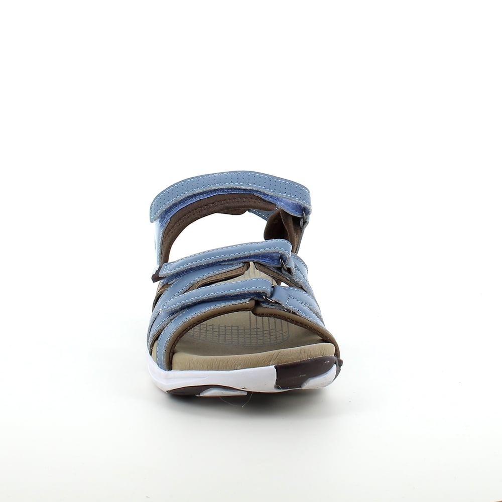 Blå sandal fra Green Comfort med fire justerbare remmer