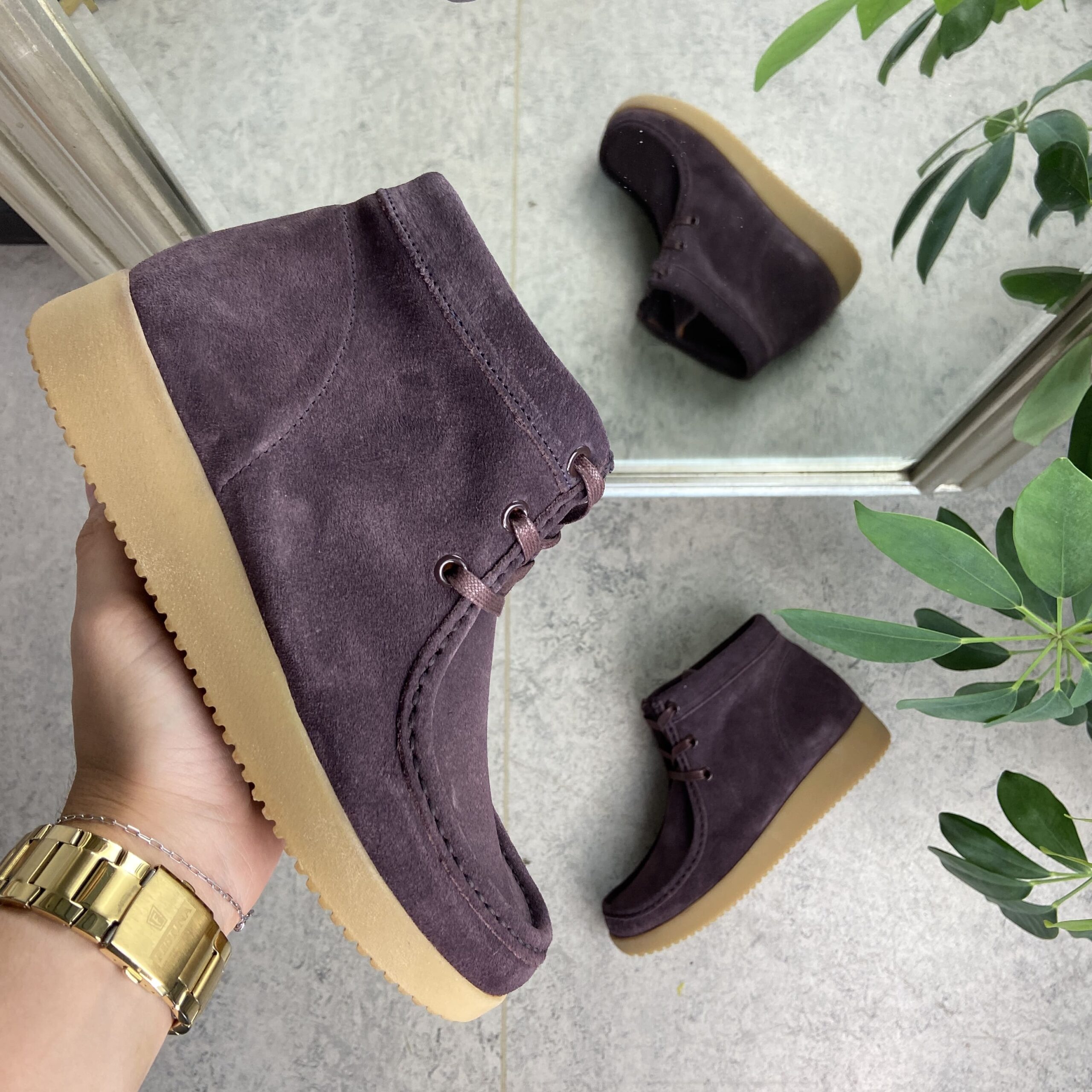 Blommefarvet skindstøvle fra Nature