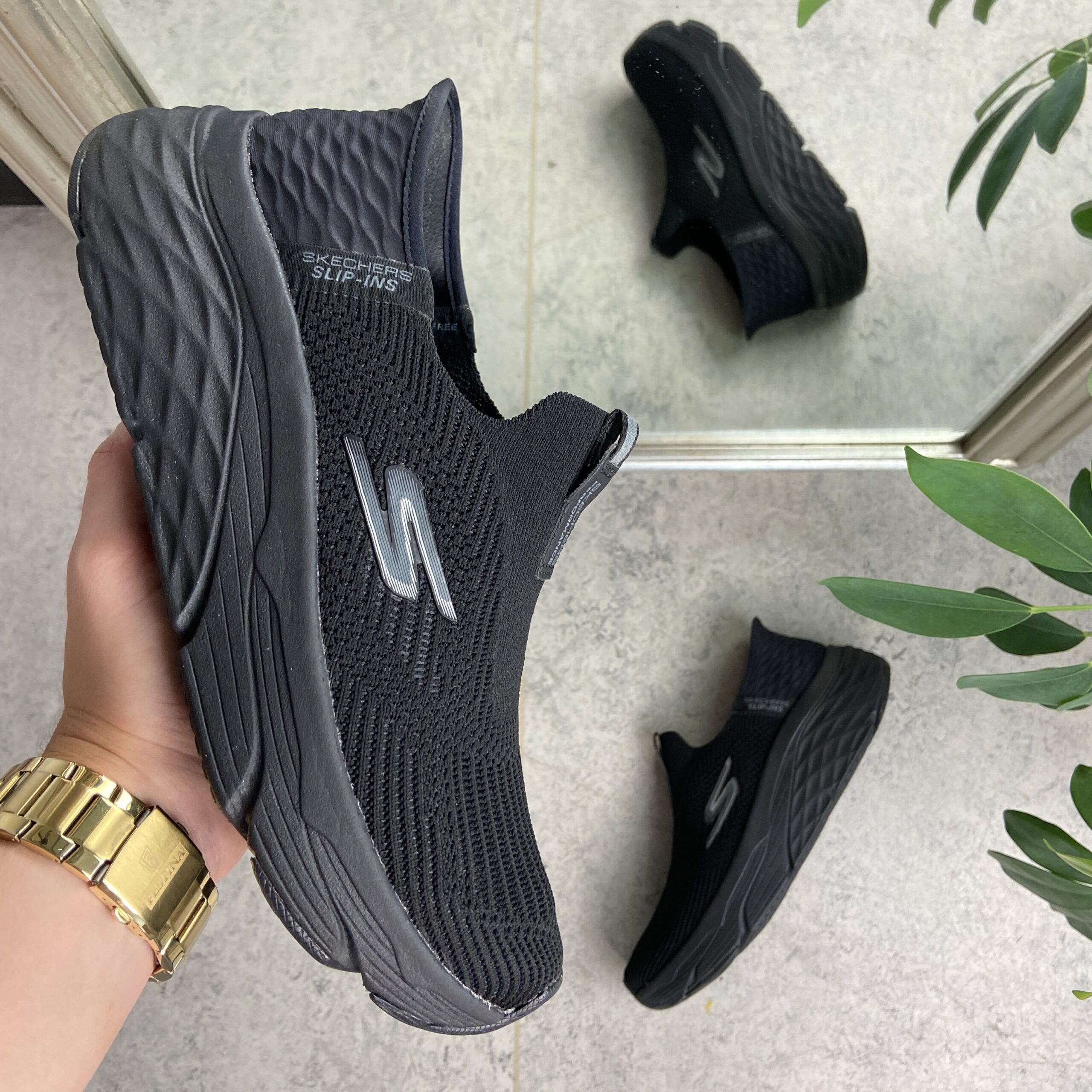 Svart slip-in fra Skechers