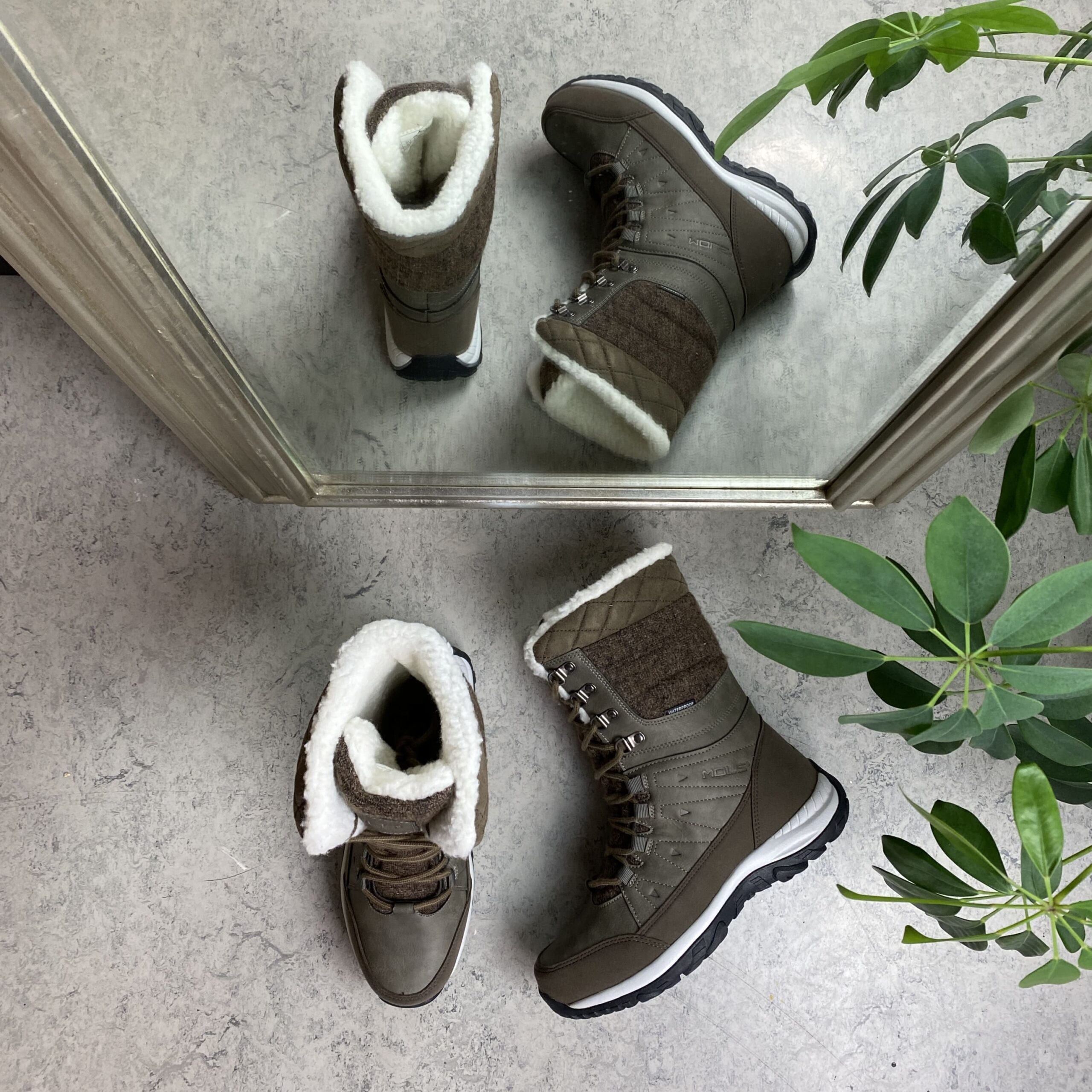 Brun vanntett vinterstøvel fra Mols med lekre hvite detaljer