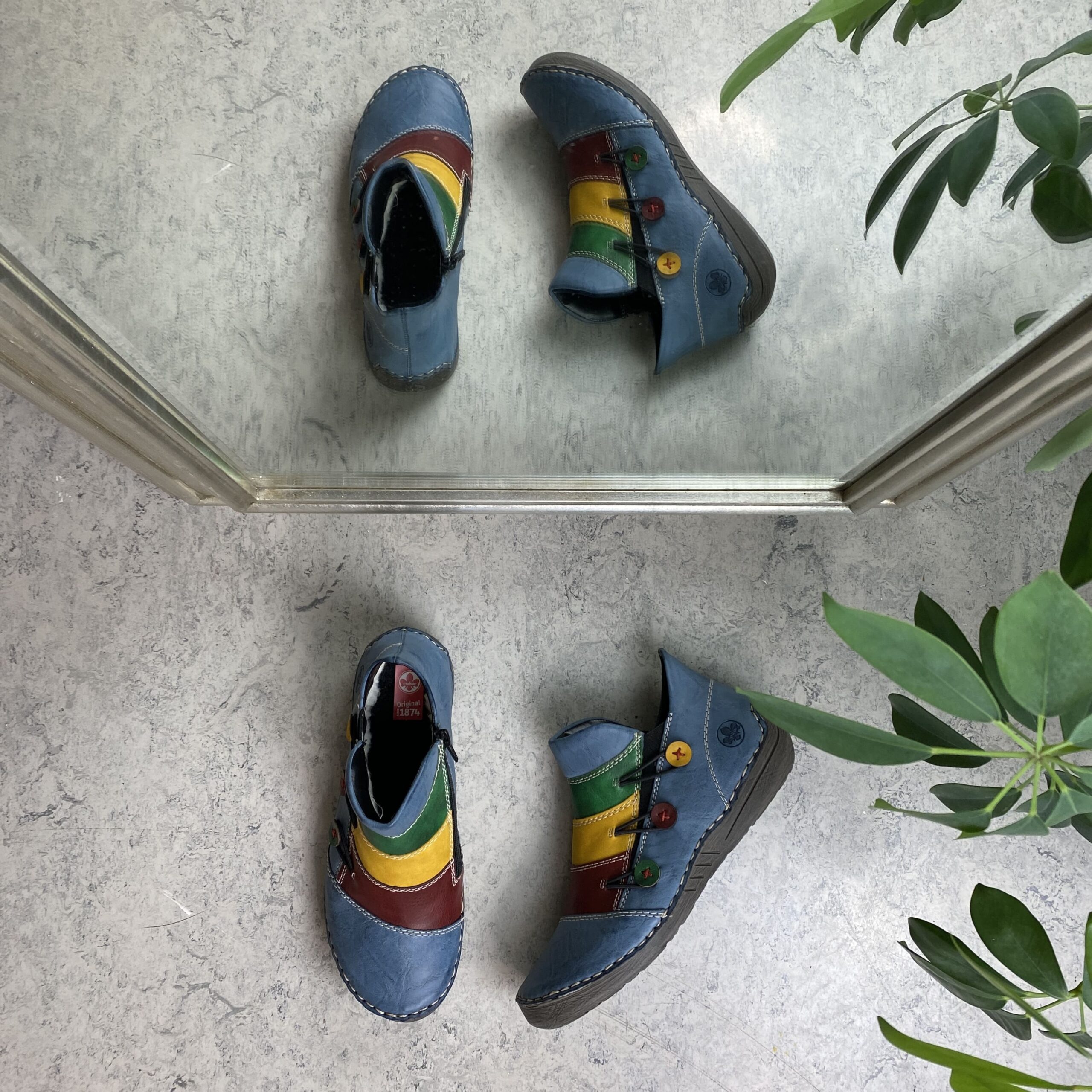 Flott himmelblå støvel fra Rieker med fôr