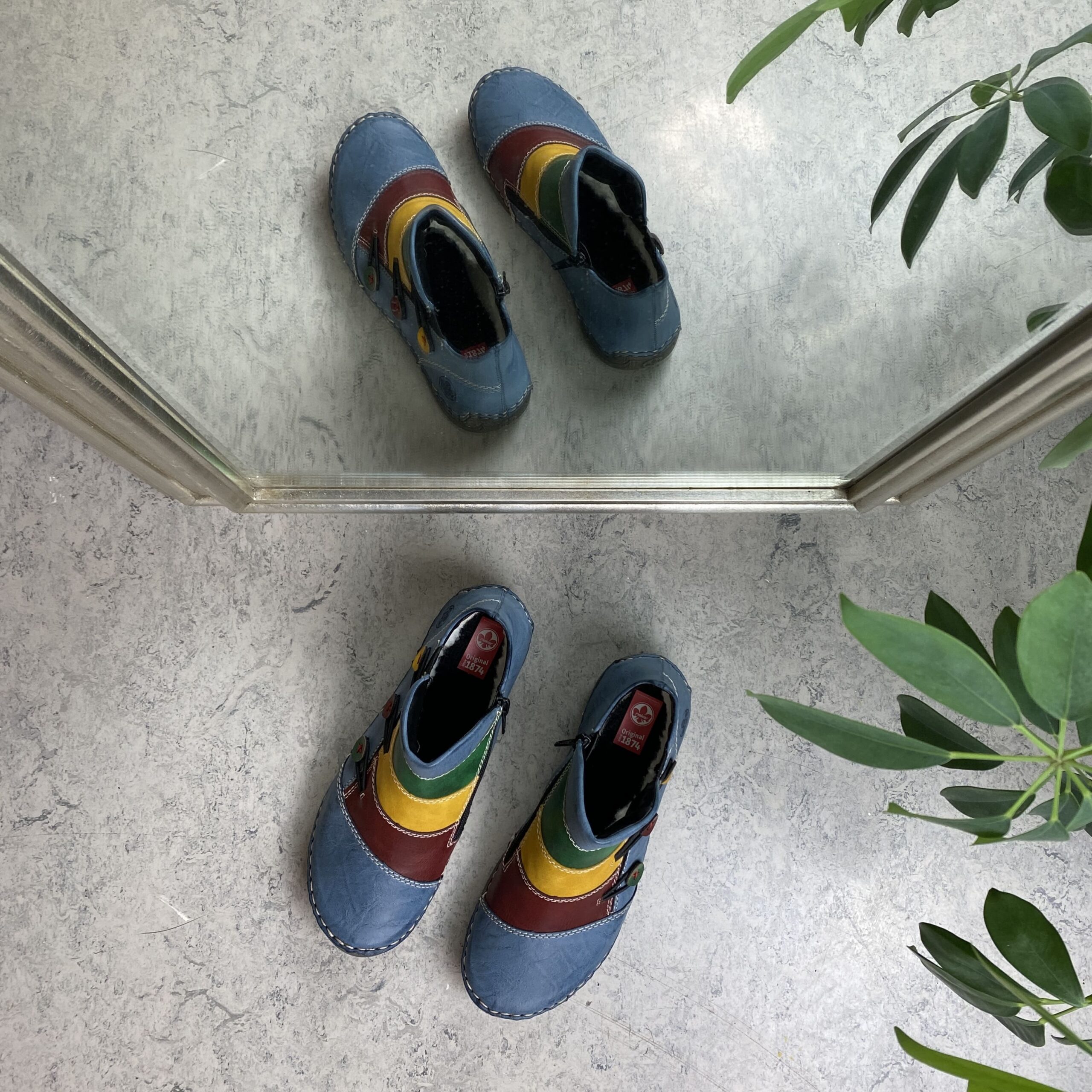 Flott himmelblå støvel fra Rieker med fôr