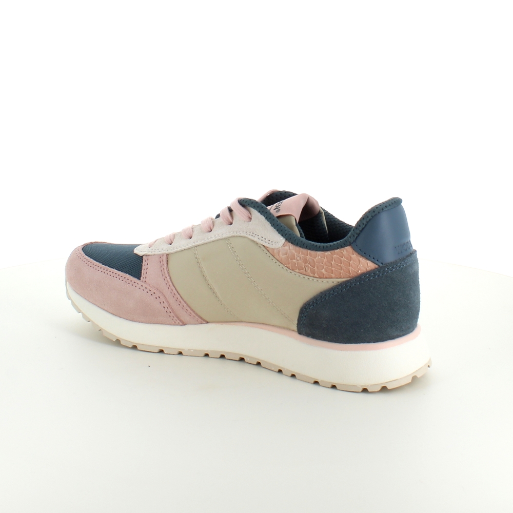 Sko fra Woden med god bredde og flotte farger