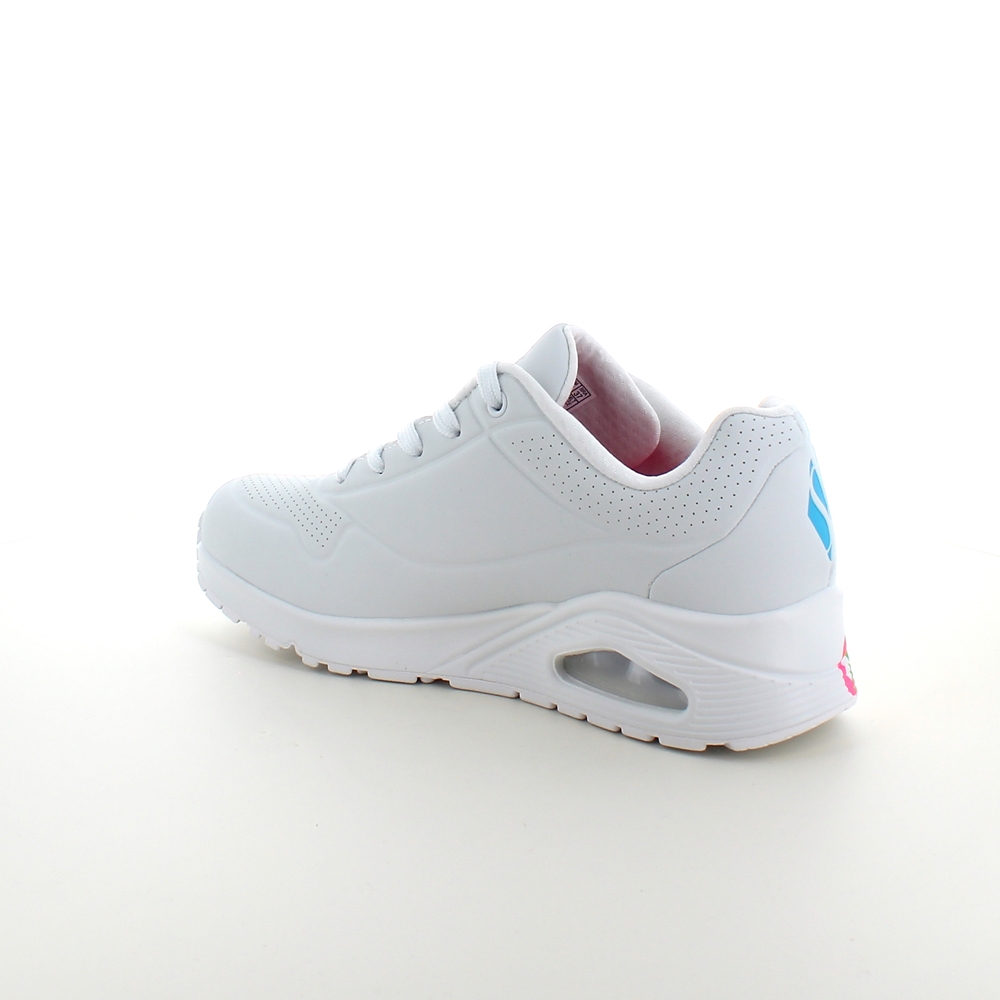 Hjerte sko fra Skechers i neonfarger