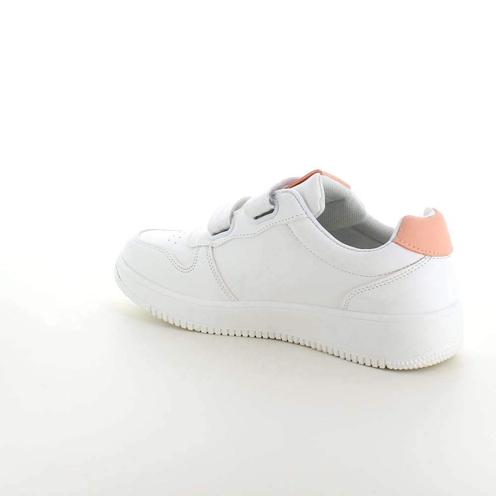 Hvit sko med borrelås og ekstra støtdemping i hælen