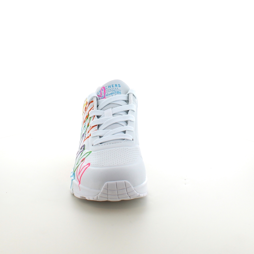 Hjerte sko fra Skechers i neonfarger