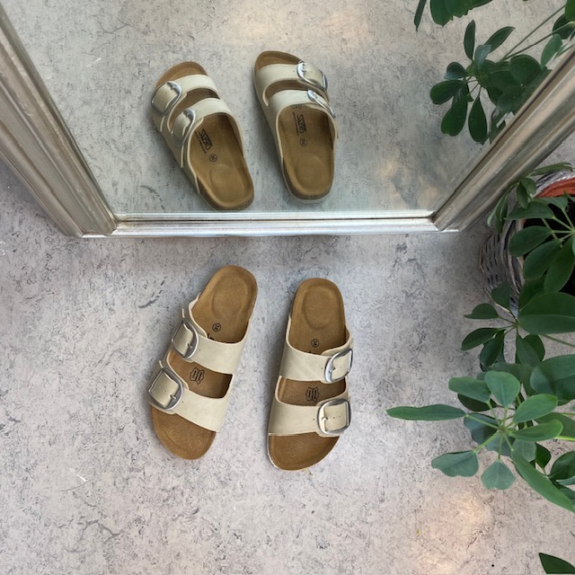 Beige Cruz biosandal med brede remmer